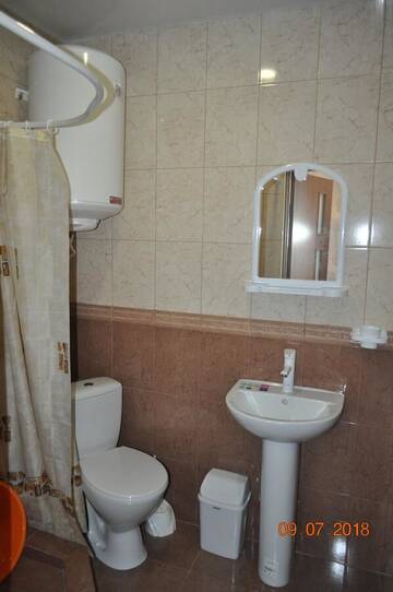 Фото номера Роскошный четырехместный номер Курортные отели Orfey Resort г. Кирилловка 6
