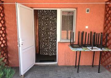 Фото номера Стандартный четырехместный номер Гостевой дом Гостевой дом Авина г. Кирилловка 3